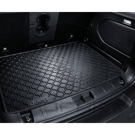Black Molded Cargo Tray C66915