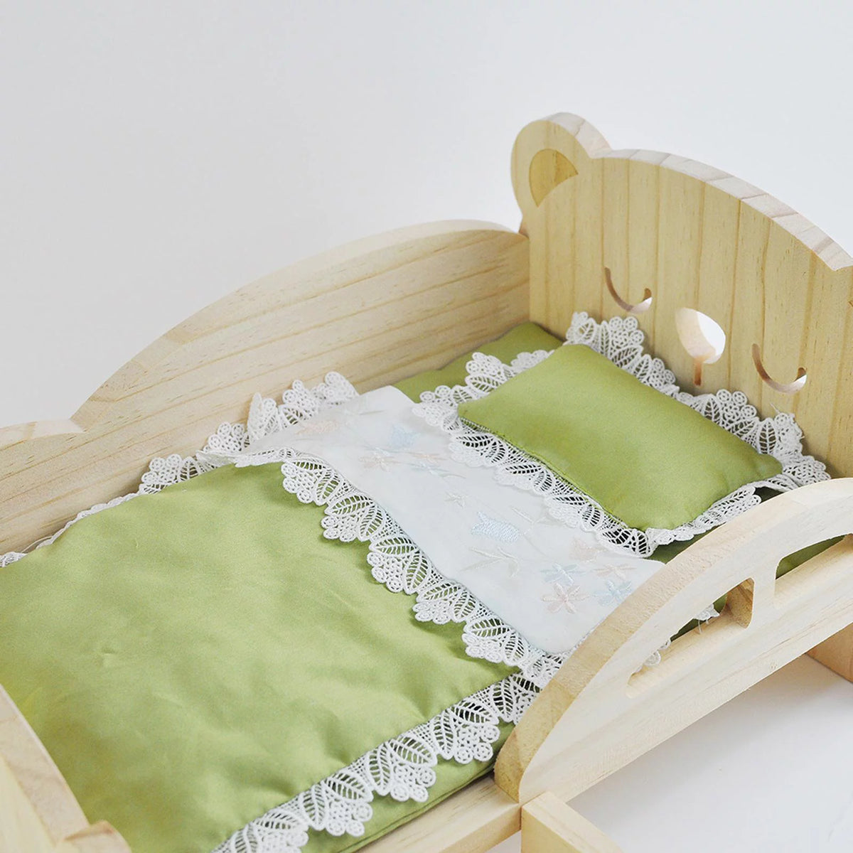 Miniature Wooden Doll Bed with Stairs W673
