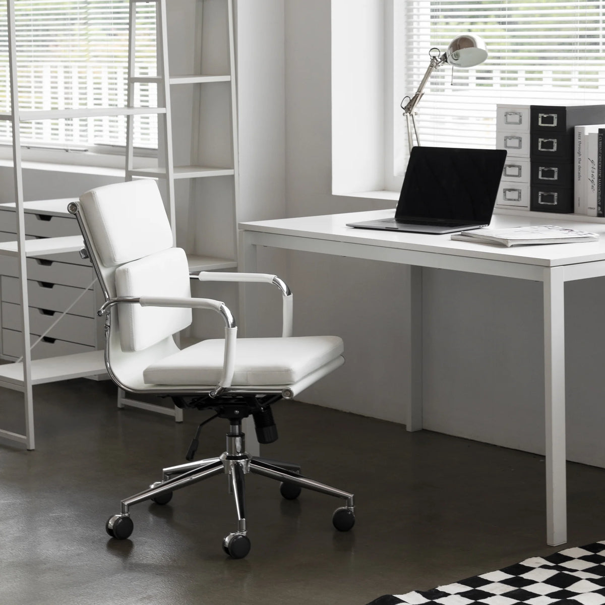 Mid Century Modern White Cushioned Office Chair M188535