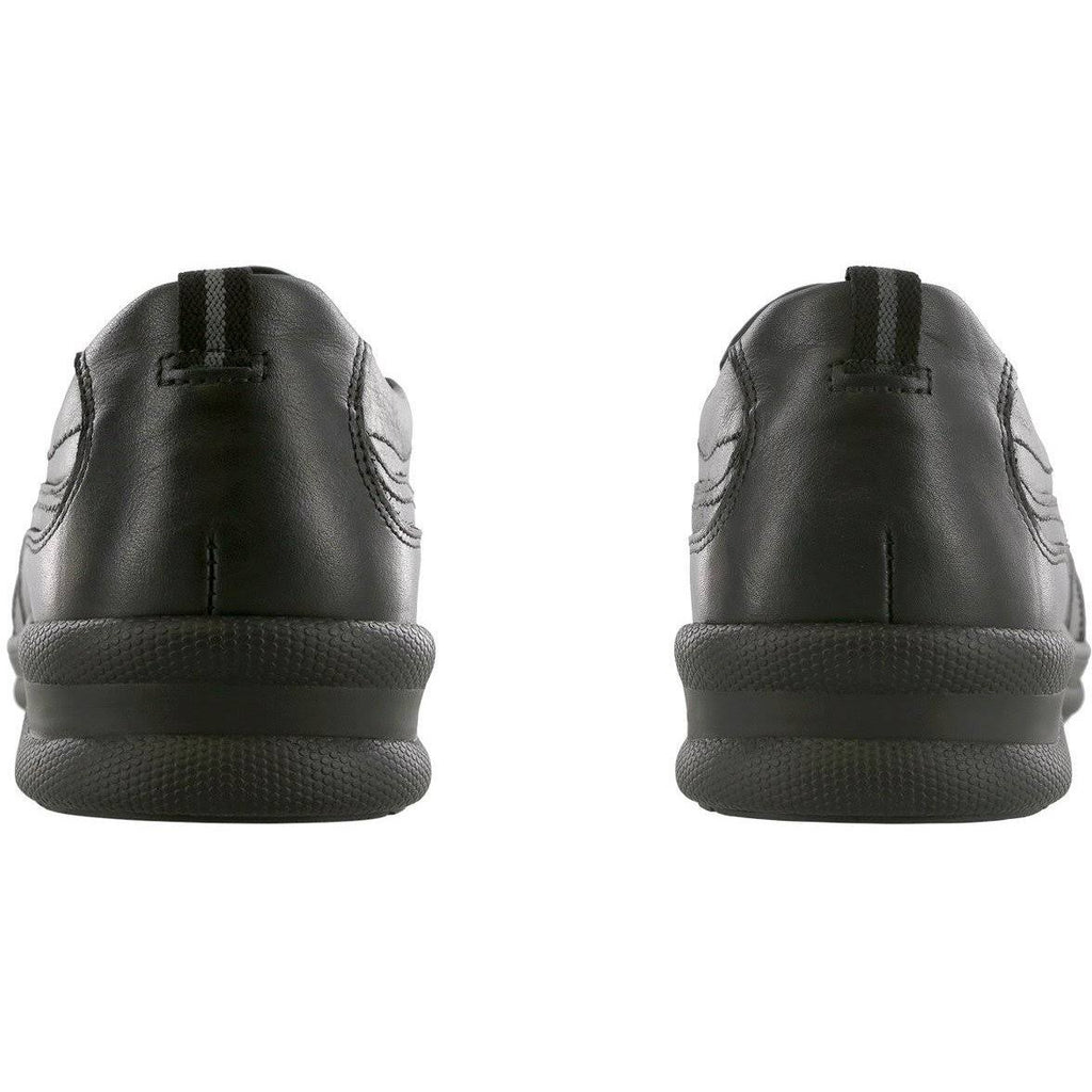 Black 11 Wide Cruise Shoes U7470