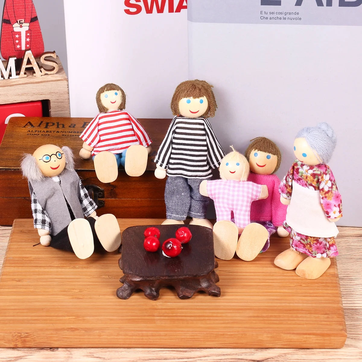 7pcs Wooden Dolls Pretend Play Set U6317