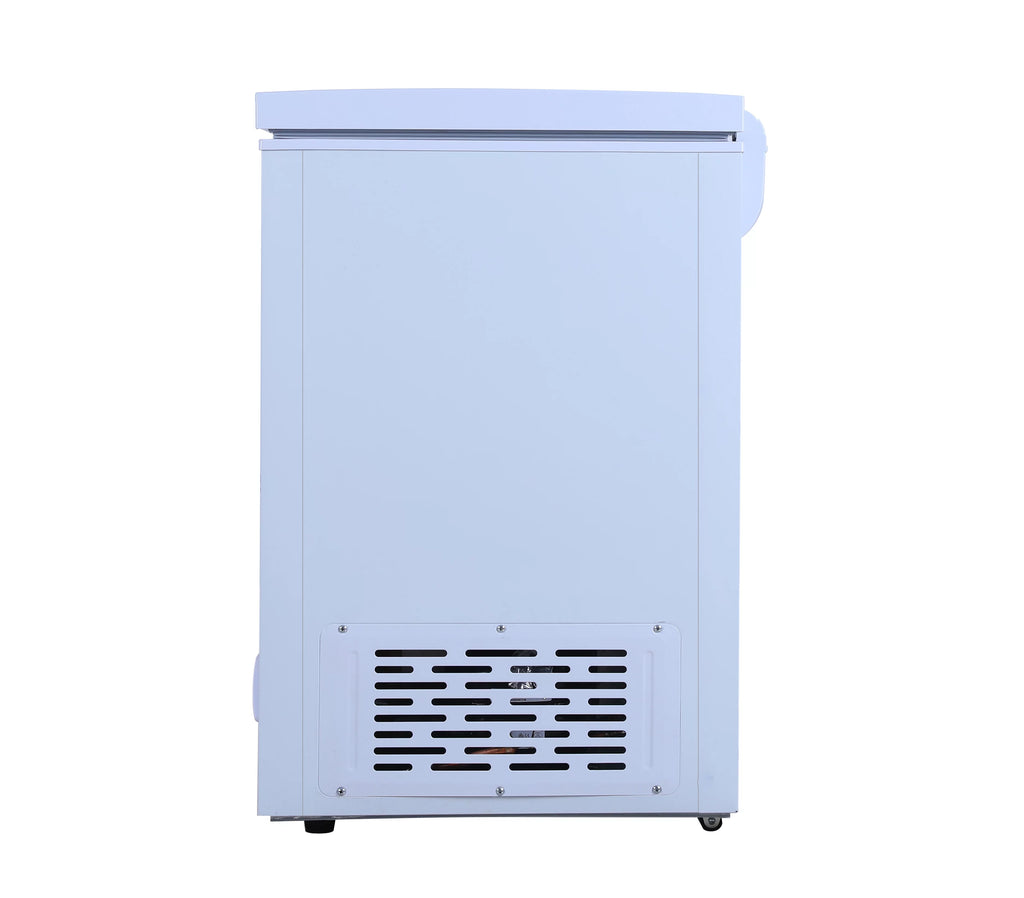 5.0 Cu. Ft. White Chest Freezer Y906895