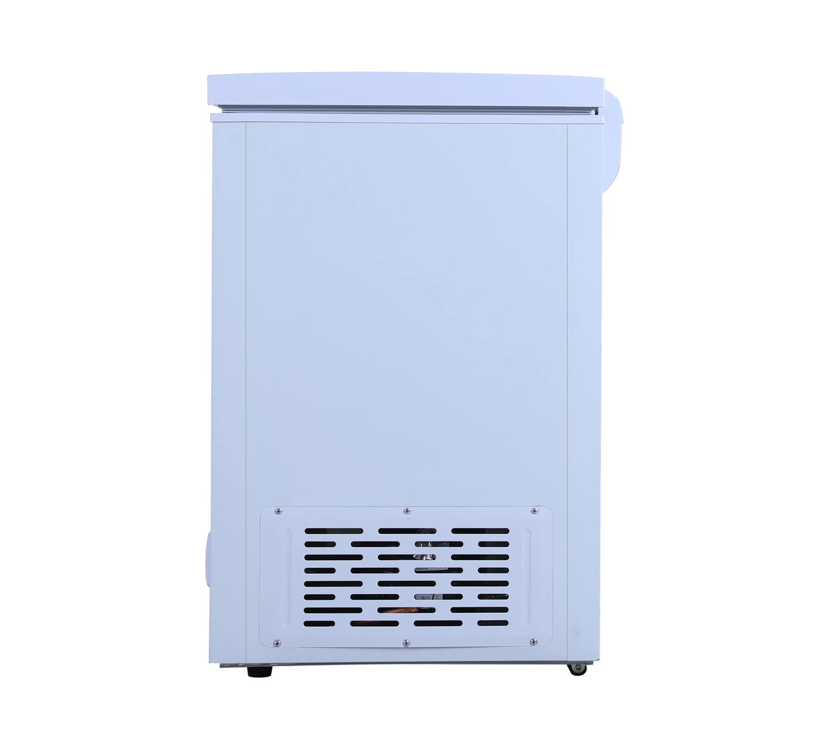 5.0 Cu. Ft. White Chest Freezer Y906895
