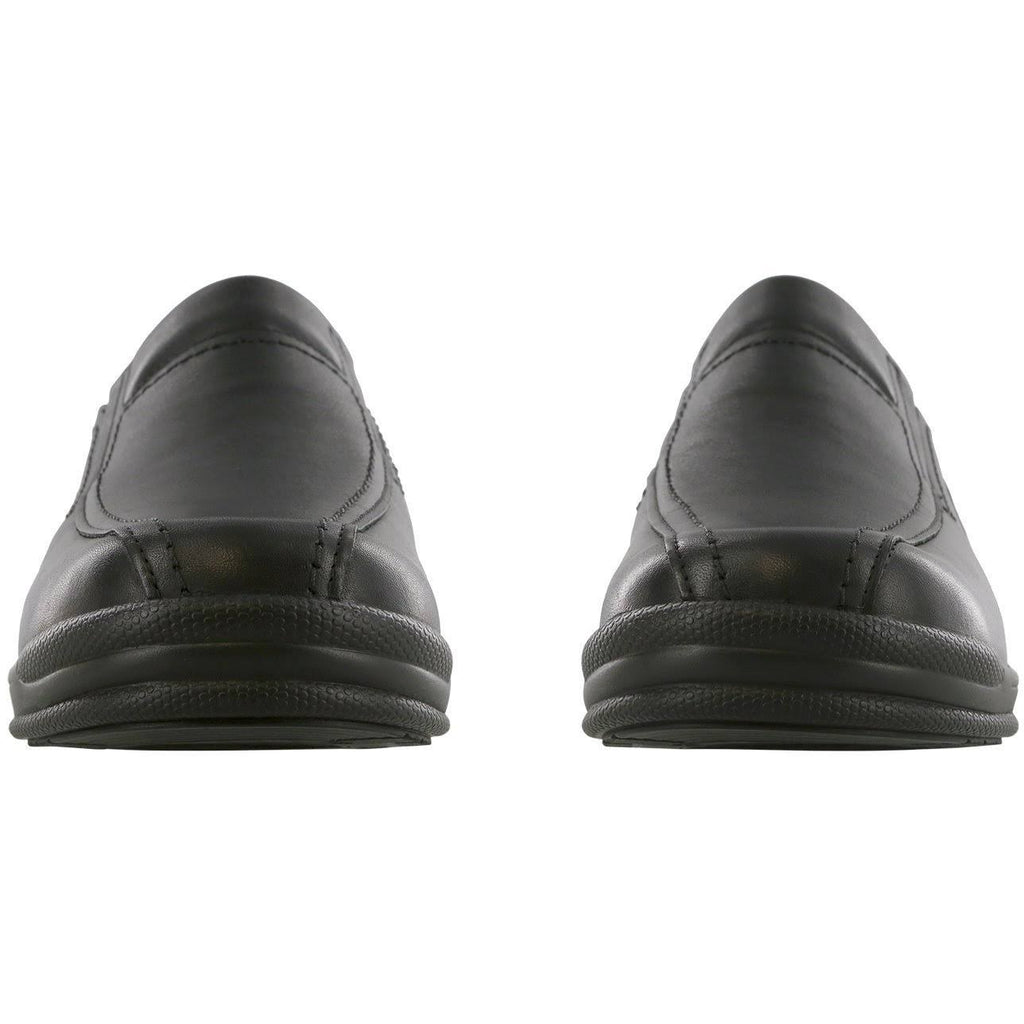 Black 11 Wide Cruise Shoes U7470