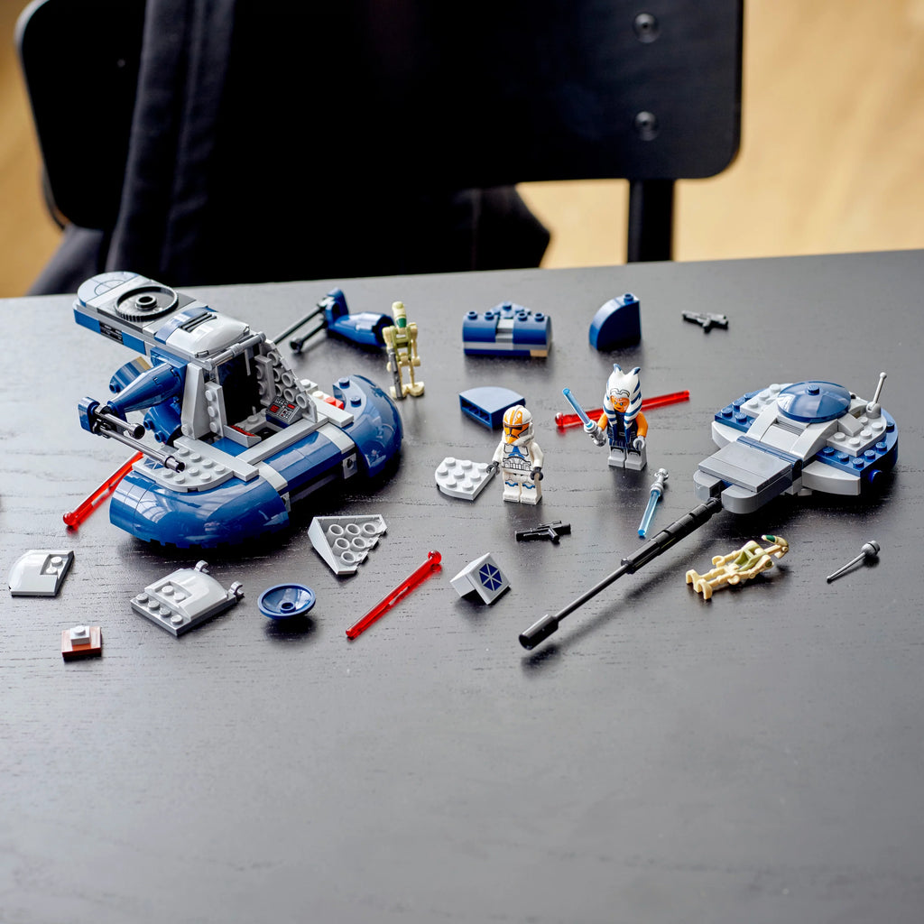 Armored Assault Tank (AAT) 75283 Building Toy Set (286 Pieces) V4448
