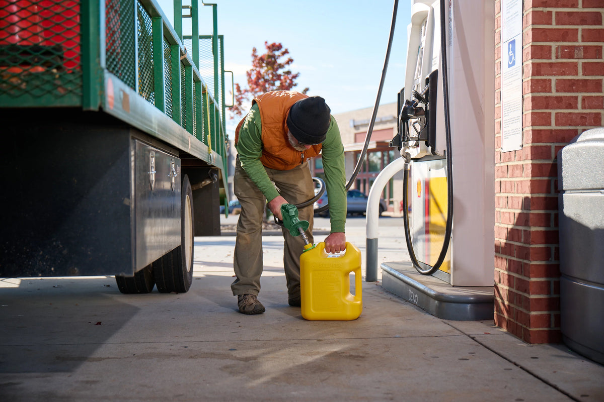 5 Gallon Dual Handle Diesel Fuel Container N280