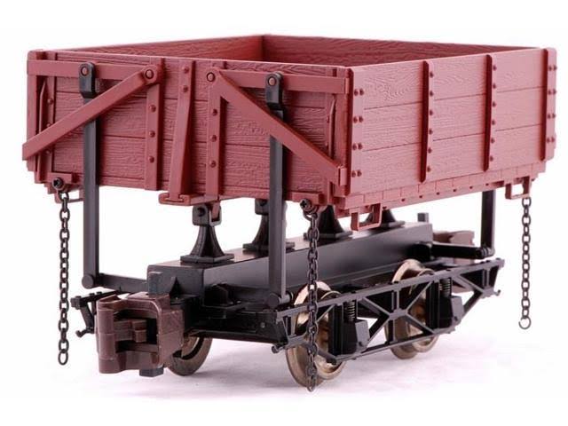 Brown Wood Side Dump Car R680