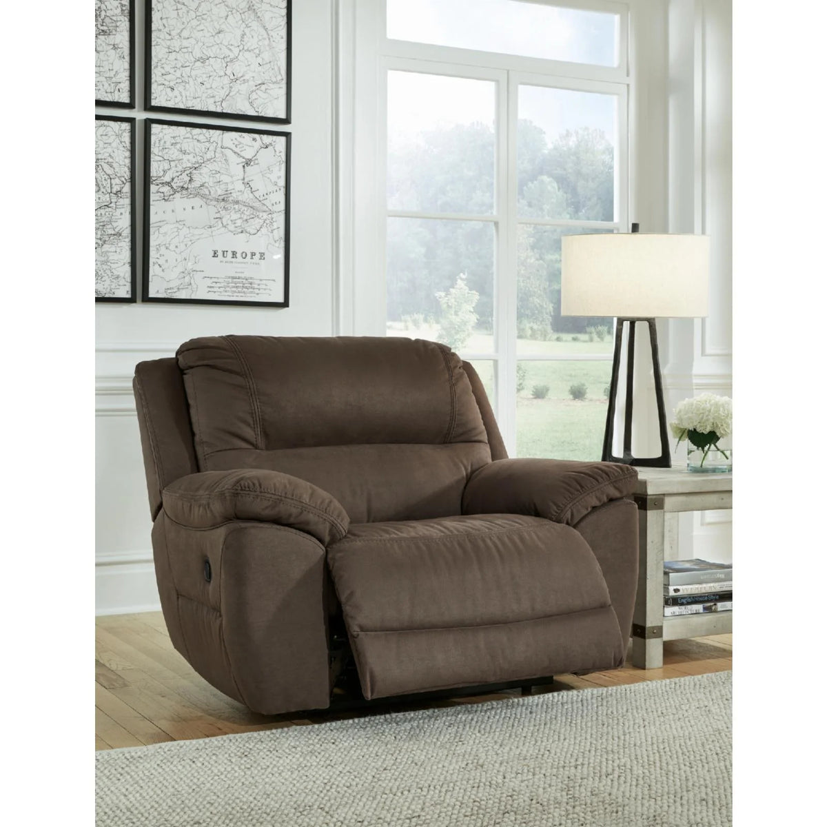 Oversized Faux Leather Recliner R940