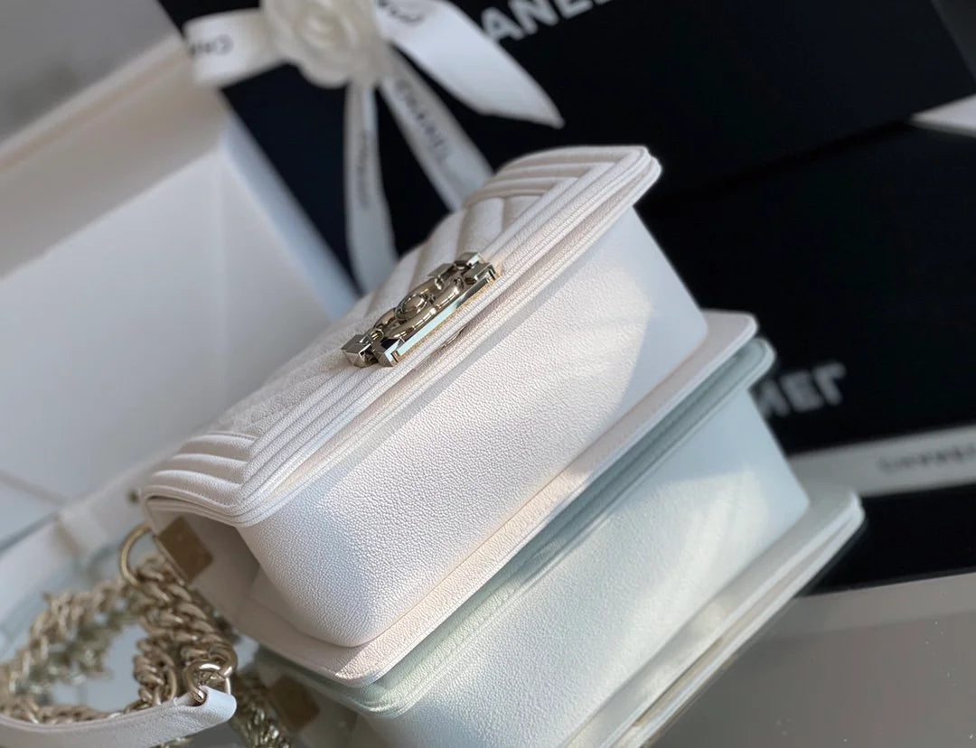 White Mini Flapbag E1210