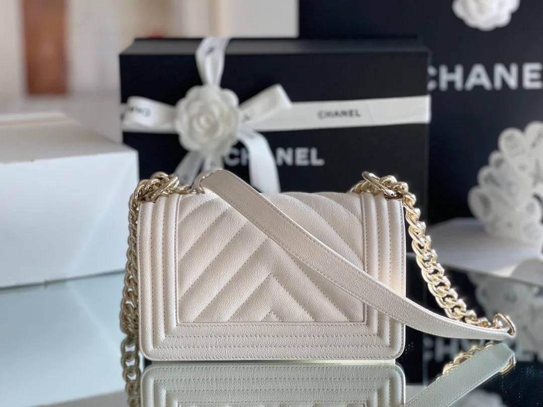 White Mini Flapbag E1210
