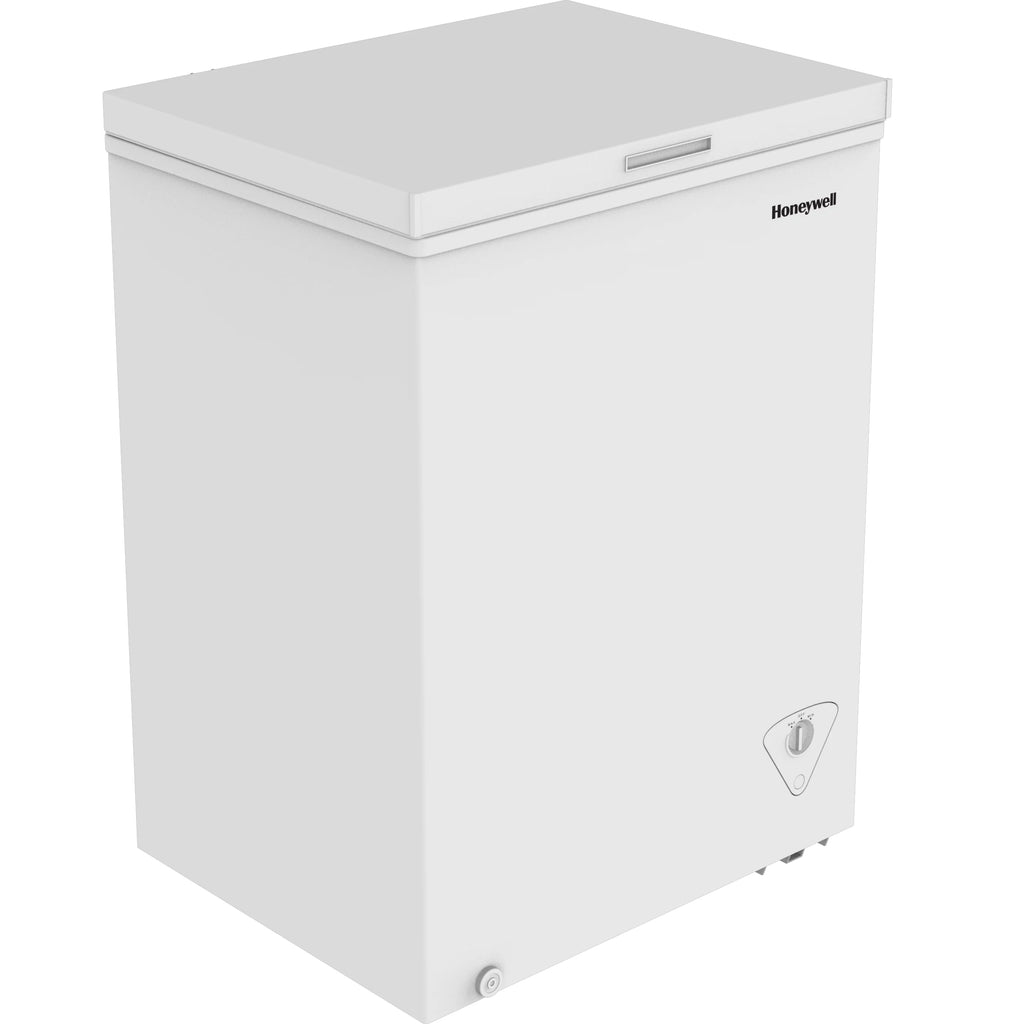 5 Cu. ft. Chest Freezer in White Z2273